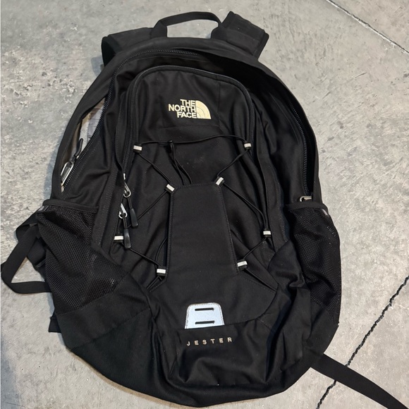 The North Face Jester Backpack in Black - Picture 1 of 3